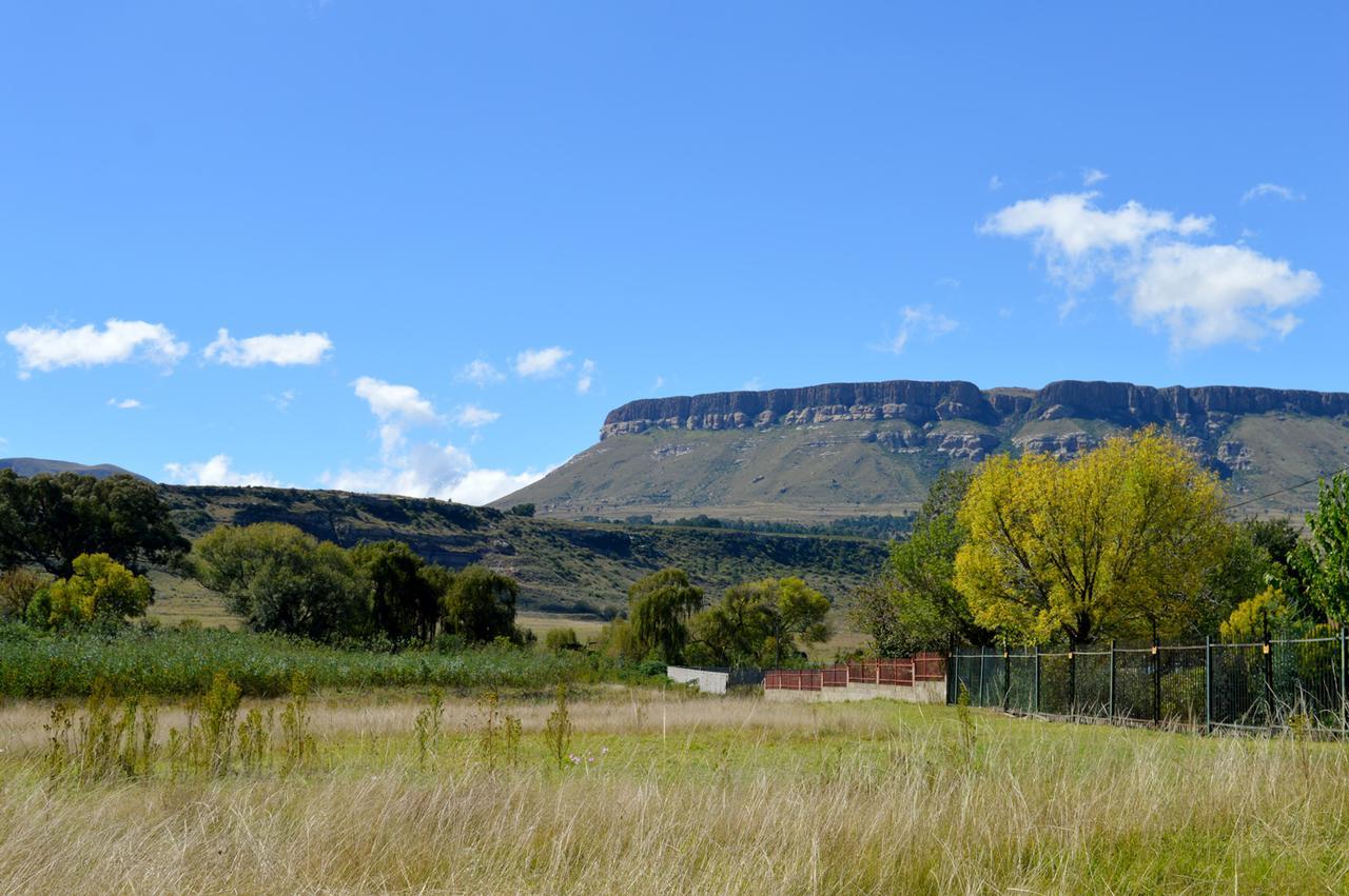 Village Lodge Harrismith Exteriör bild